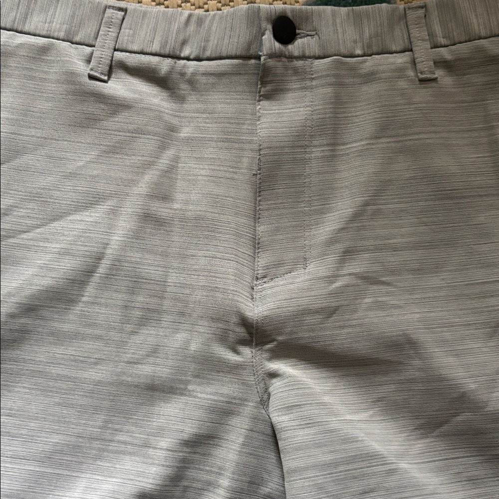 Shorts walk mens waist 36” at the knee inseam 10.5” grey George 91% polyester